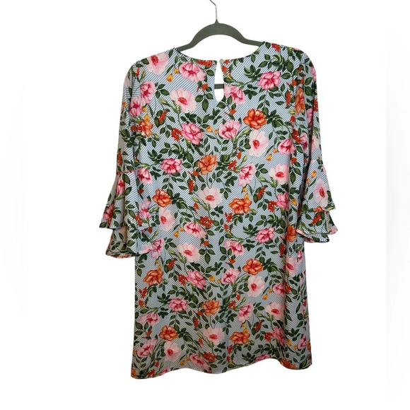 As U Wish Floral Bell Sleeve Shift Dress - Picture 2 of 5